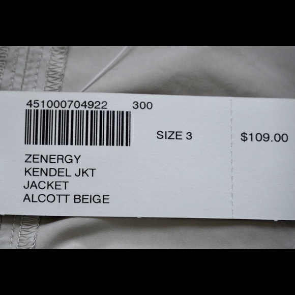 Chico’s Zenergy beige polyester and nylon jacket. NWT. Size 3 = size 16. - Picture 9 of 11